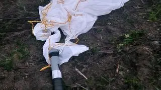 Wleciało kilkadziesiąt, do tej pory znaleziono 18. "Świąteczne" balony przemytnicze