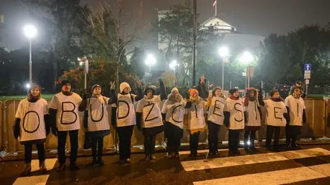 Łańcuch światła przed II czytaniem ustawy o SN