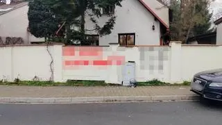 Wandalizmy na murze Krakowskiego Centrum Równości DOM EQ