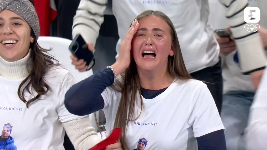 On świętował sukces, ona nie mogła opanować emocji