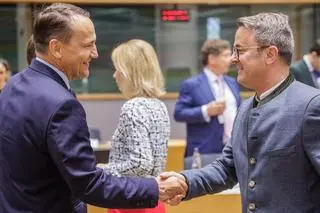 Radosław Sikorski podczas wizyty w Brukseli