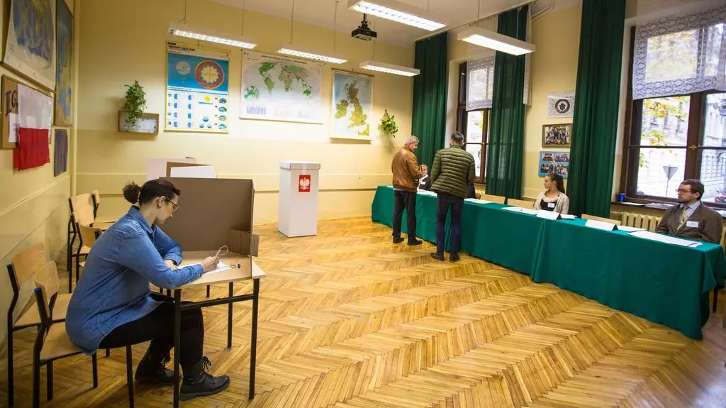 Który z kandydatów ma więcej do zaoferowania kobietom? 