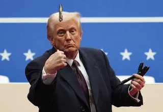 Sto dni Trumpa. Jego "wygranym" nie ma końca