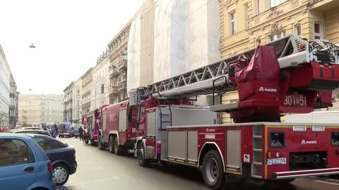 Osiem osób ewakuowanych w pożarze kamienicy