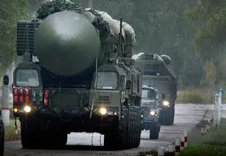 "Element szantażu nuklearnego" przy granicy z Polską