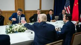 Zdjęcia ze spotkania Donalda Truma z Xi Jinpingiem