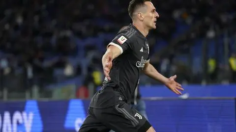 Milik zapewnił Juventusowi awans do finału