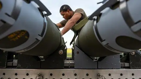 Amerykańskie lotnictwo przetestowało w pobliżu Rosji  bombę Quicksink