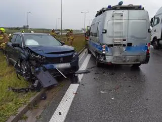 Zderzenie samochodów na A1