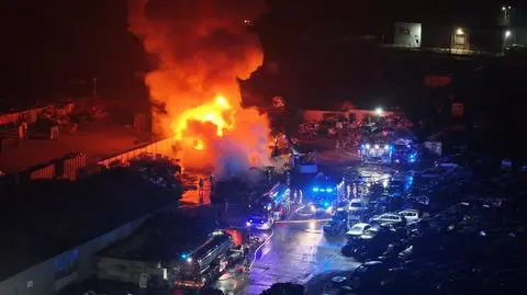 Pożar złomowiska w Stobnie