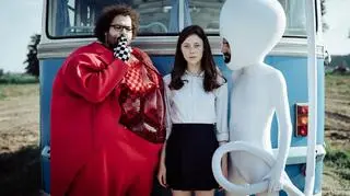 Kadr z filmu Olgi Bołądź "Alicja i żabka"