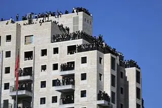 Protest ultraortodoksyjnych Żydów przeciwko poborowi do wojska w Jerozolimie