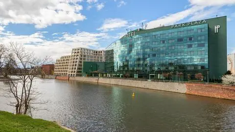 park plazahotel wroclaw shutterstock_2296340267