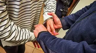 Pijana i bez prawa jazdy wiozła trzylatka. Bo "chciała poćwiczyć"