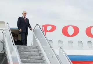 Czerwony dywan i zielone światło dla Putina. "Wszyscy byli zaskoczeni"