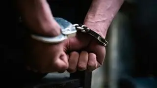 Pięć seksualnych ataków na kobiety, każdy podobny