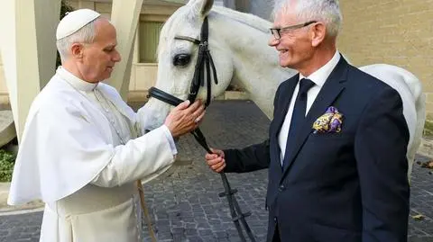 Papież otrzymał w darze konia czystej krwi arabskiej