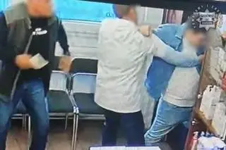 Do zdarzenia doszło w aptece w Łazach
