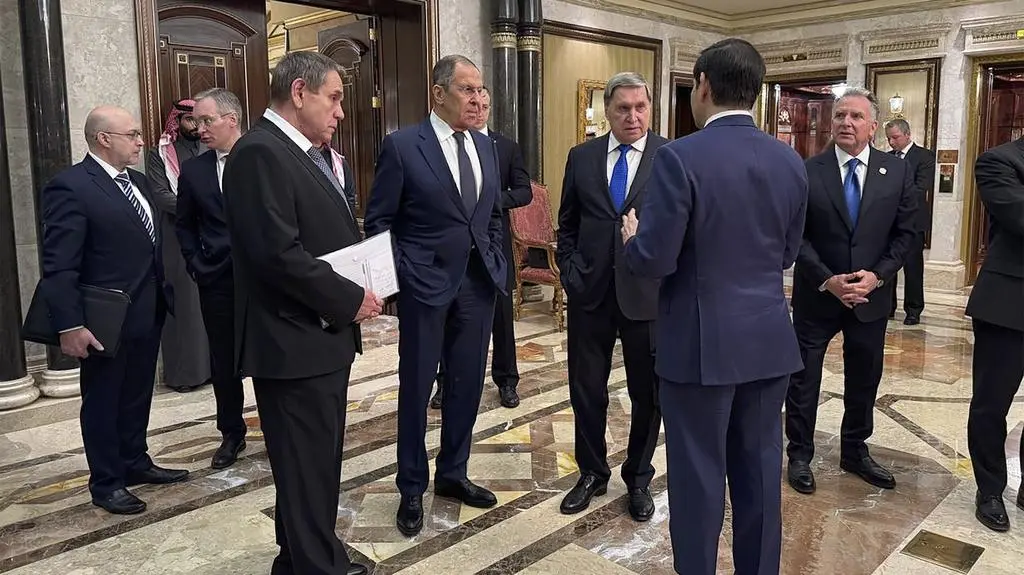 Delegacje wysokiego szczebla USA i Rosji spotkały się w Rijadzie. Zdjęcie z 18 lutego 