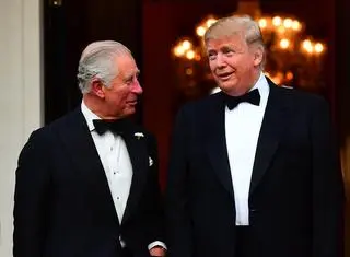 Książę Karol i Donald Trump w 2019 roku