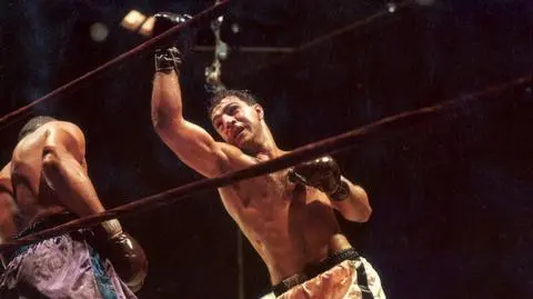 "Dobra, pogadamy jutro". Samolot z mistrzem na pokładzie roztrzaskał się przed lotniskiem