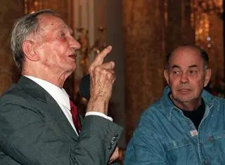 Jan Karski i Jacek Kuroń w 1999 roku