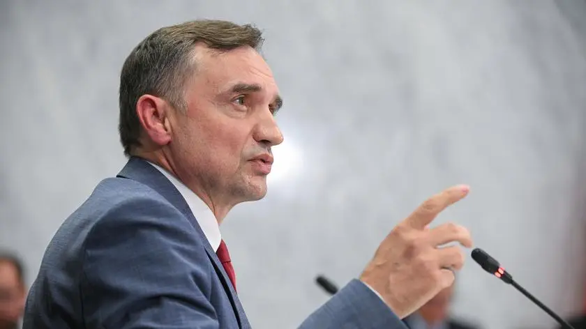 Sejm zdecyduje, Ziobro za granicą. "Parasol ochronny nie będzie trwał wiecznie"