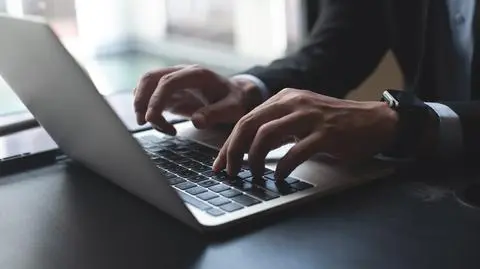 shutterstock_2393859393