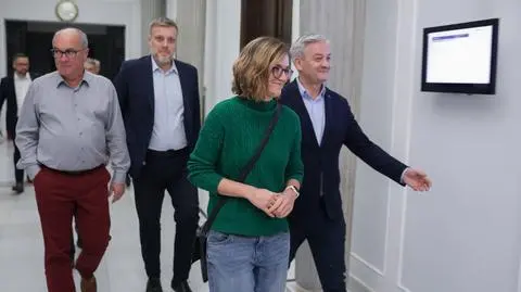 "Bosak i Mentzen wiedzą, do czego dążą. Idą jak Chińczycy". A Lewica?