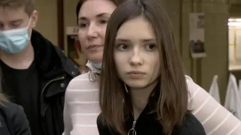 Операція була неможлива, бо навколо падали бомби. 16-річною Наталією з Одеси опікувалися лікарі в Лодзі