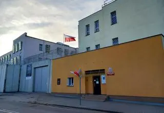 Próba ucieczki z więzienia, jeden z więźniów pobity przez strażnika