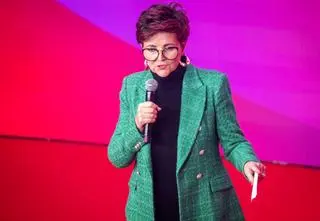 "Zadzwoniła do mnie przerażona Oleńka". Jolanta Kwaśniewska o "okropnym oszustwie" 