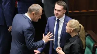 Różnica "przekroczyła 10 punktów". Tusk o sondażu