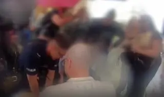 Kobietę reanimowali przypadkowo przechodzący lekarze oraz policjant
