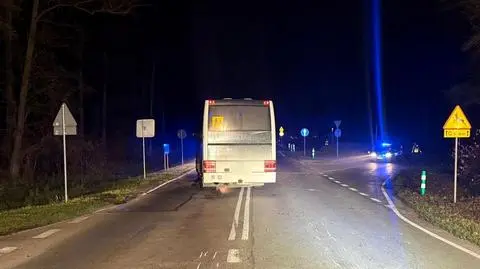 56-letni pieszy został potrącony przez autobus