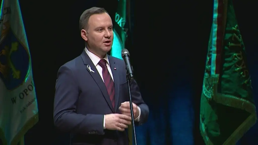 Prezydent o "kwestii etyki i moralności w życiu zawodowym" 