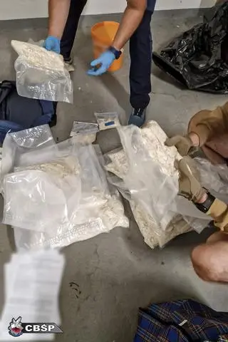 Policja przejęła 160 kg nielegalnych substancji
