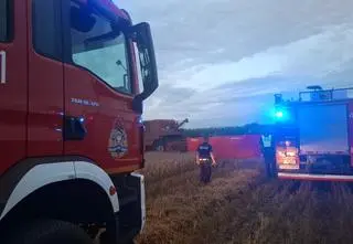 Tragedia na polu. Ojciec przejechał kombajnem syna