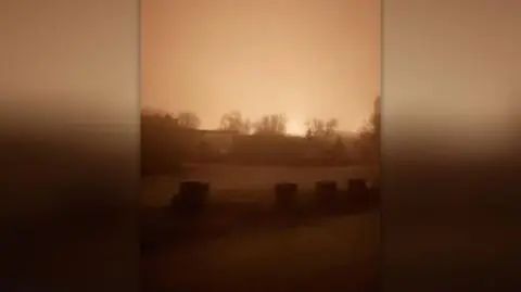 Kolejna rafineria płonie po ataku. Praca kluczowego portu sparaliżowana   