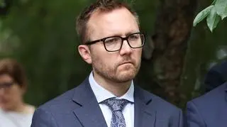 "Jak jakieś gry partyjne mogą prowadzić do takich żenujących spektakli"