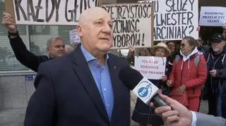 Pomyłki w komisjach? "Spotkanie robocze" w PKW i komunikat