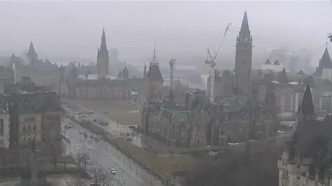 Mężczyzna zabarykadował się w budynku parlamentu w Kanadzie 