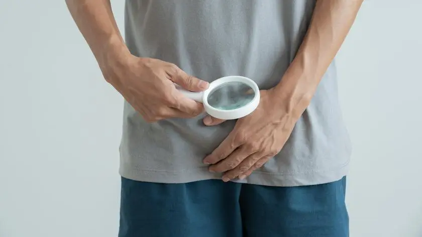 Nie badał jąder regularnie. "Uratowała" go ciasna bielizna