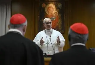 Papież rozważał inne imię. "Pierwsze takie"