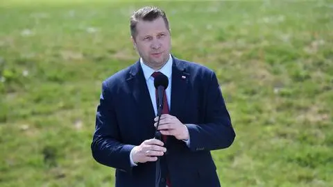 CBA ostrzegało Czarnka, minister nie posłuchał. Skąd się wzięły nieprawidłowości w willi plus?