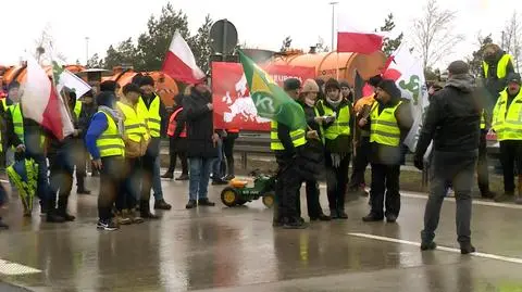 Zablokowana autostrada i utrudnienia na drogach. Trwa protest rolników
