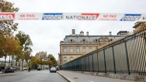 "Zaczęli całą akcję o godzinie 9.30, czyli kiedy Luwr wyłącza cały system alarmowy"