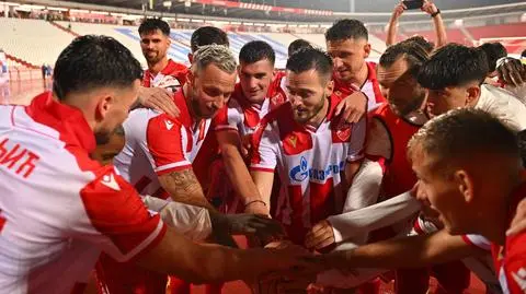 Crvena Zvezda straszy składem