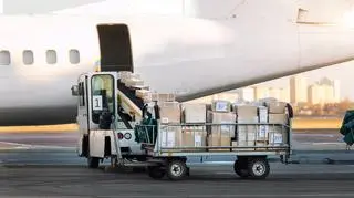 Sześć samolotów wypełnionych iPhone'ami. Gdzie doleciały?