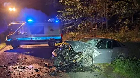 Uderzył w ciągnik, uciekł przed przyjazdem policjantów